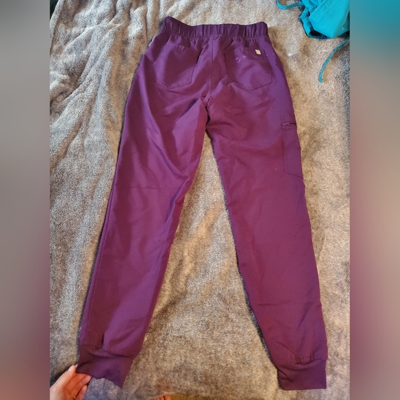 Purple Jogger Style Scrub Pants - Picture 2 of 5